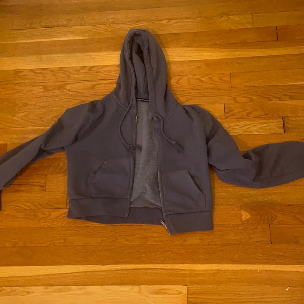 Cropped Zip-up